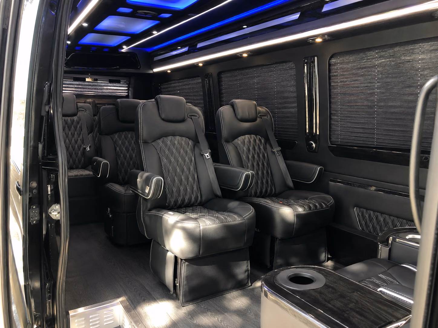 find the perfect transportation for your next corporate event 4
