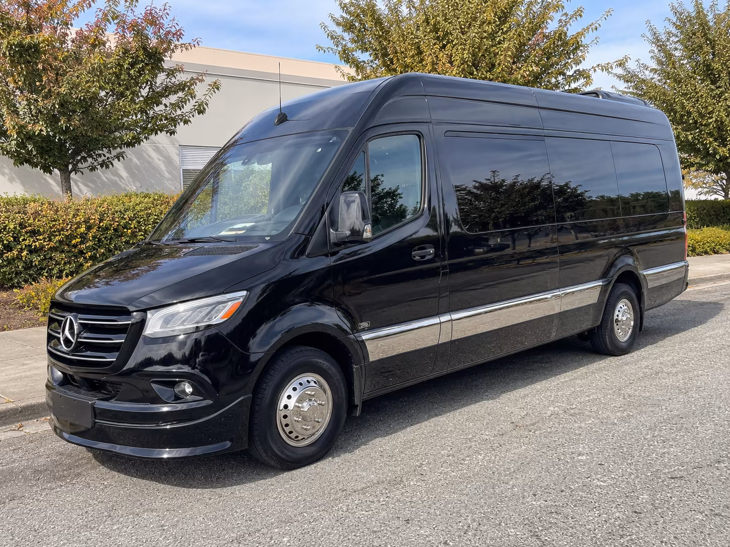 long beach 12 passenger sprinter van